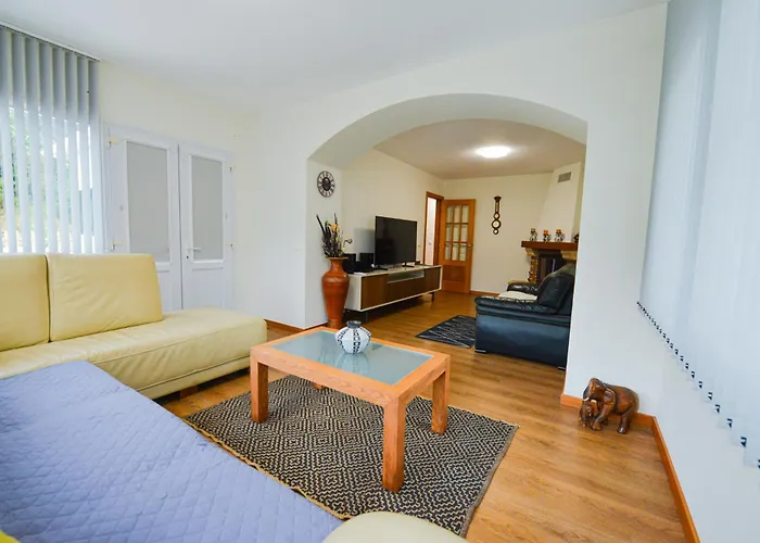 Casa Do Cantinho Do Muro